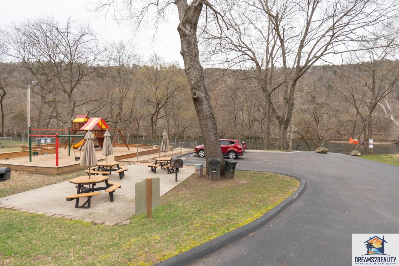 3Br Condo With Lake View - Trout Fishing - Playground - 2 Pools - Free Tickets Included - Pr69-9 Branson Eksteriør bilde